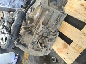 Foto de CAJA CAMBIOS RENAULT CLIO II FASE I (B/CB0) referencia JB3980 foto 7