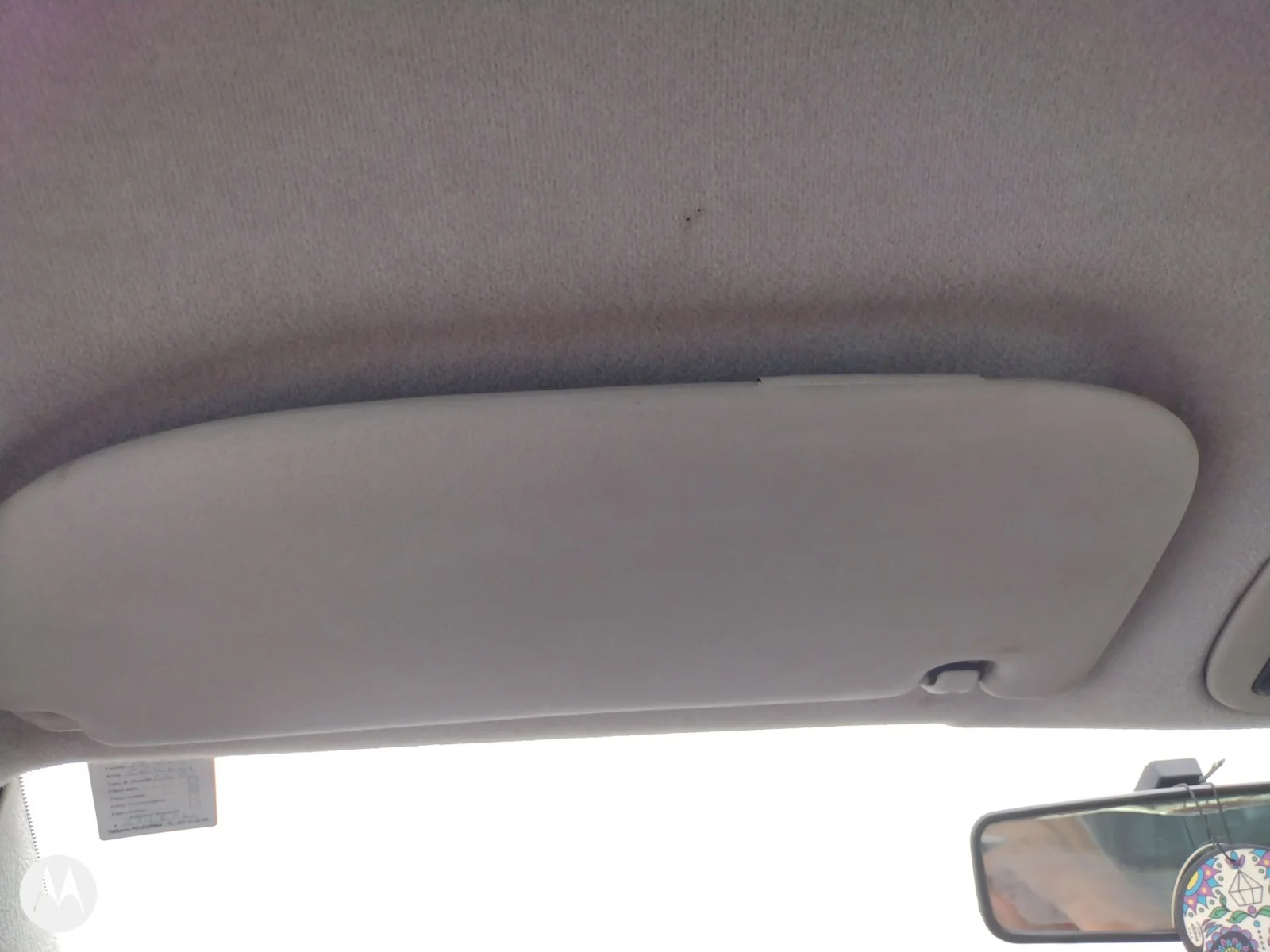Foto de PARASOL IZQUIERDO PEUGEOT 206 1.4 HDi (68 CV / 50 KW)