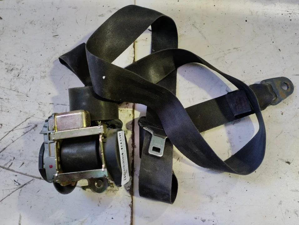 Foto de CINTURON SEGURIDAD TRASERO IZQUIERDO CITROEN XSARA PICASSO 2.0 HDi CAT (RHY / DW10TD) (90 CV / 66 KW)