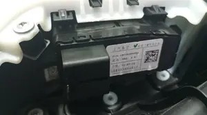Foto de MANDO ELEVALUNAS TRASERO DERECHO MG HS 1.5 Turbo (161 CV / 119 KW) referencia 104793000SA foto 3