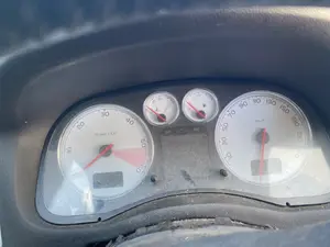 Foto de CUADRO INSTRUMENTOS PEUGEOT 307 CC CABRIO-COUPÉ (S2) 2.0 16V HDi FAP CAT (RHR / DW10BTED4) (136 CV / 100 KW)