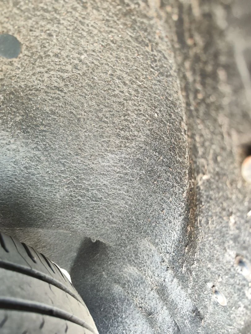 Foto de PASO RUEDA TRASERO IZQUIERDO ALFA ROMEO 156 SPORTWAGON 2.4 JTD CAT (175 CV / 129 KW)
