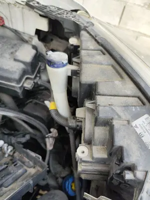 Foto de DEPOSITO LIMPIA FIAT II DOBLÒ (263) CARGO 1.6 JTDM 16V CAT (105 CV / 77 KW)