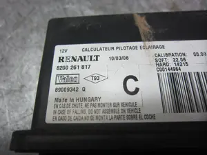 Foto de MODULO ELECTRONICO RENAULT CLIO III 1.5 dCi Diesel CAT (86 CV / 63 KW) referencia 8200261817 foto 4