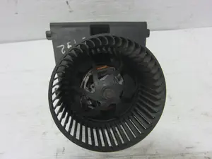 Foto de MOTOR CALEFACCION VOLKSWAGEN GOLF IV BERLINA (1J1)(10.1997) 1.6 16V (105 CV / 77 KW) referencia F657877G foto 6