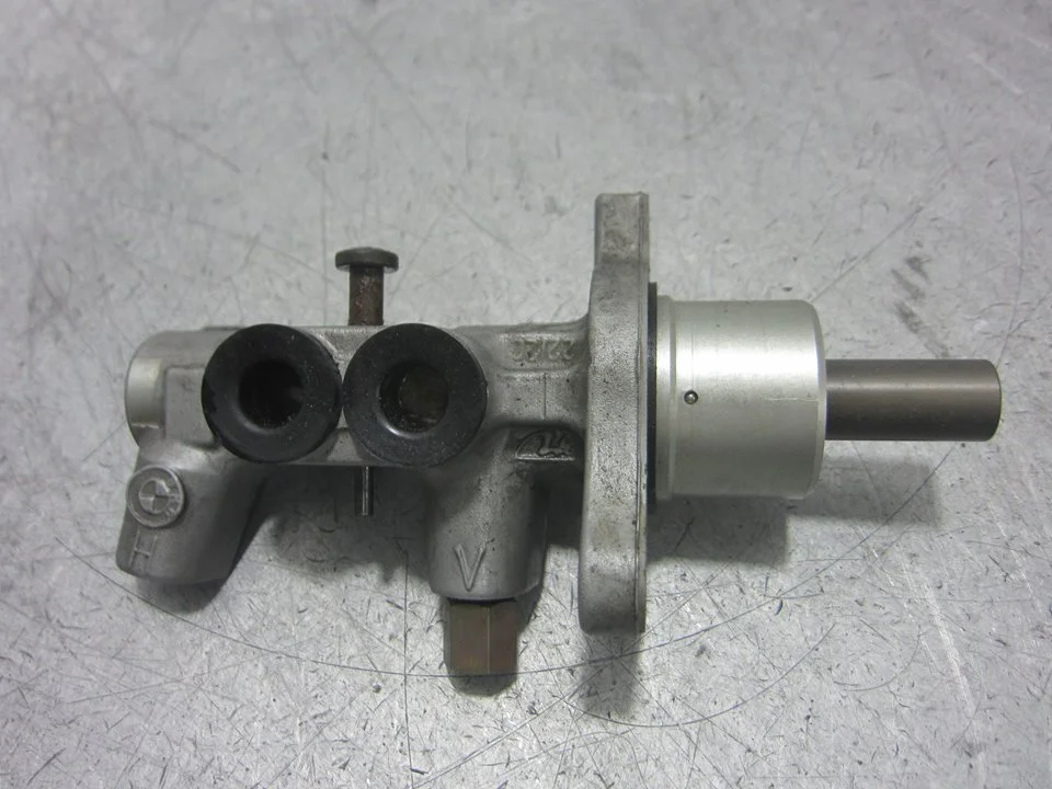 Foto de BOMBA FRENO BMW SERIE 3 BERLINA (E46) 3.0 24V Turbodiesel CAT (184 CV / 135 KW) referencia 34336785666