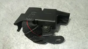 Foto de ENGANCHE CINTURON TRASERO DERECHO RENAULT CLIO III 1.4 16V (98 CV / 72 KW) referencia 33047671 foto 3