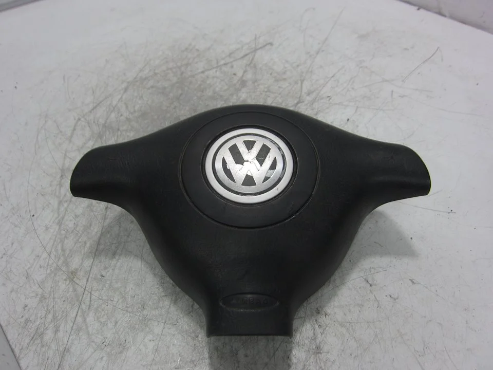 Foto de AIRBAG DELANTERO IZQUIERDO VOLKSWAGEN PASSAT BERLINA (3B3) 1.9 TDI (131 CV / 96 KW) referencia 3B0880201BP