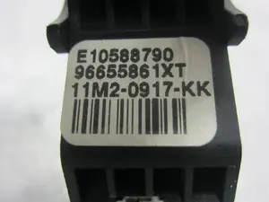 Foto de MANDO MULTIFUNCION PEUGEOT 207 1.4 HDi FAP (68 CV / 50 KW) referencia 96655861XT foto 2