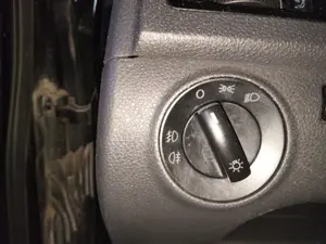 Foto de MANDO LUCES VOLKSWAGEN POLO IV (9N1)