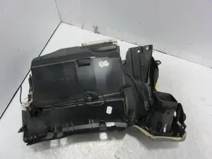 Foto de NO IDENTIFICADO MERCEDES-BENZ CLS (BM 219) 5.0 V8 24V CAT (306 CV / 225 KW) referencia E048831021 foto 4