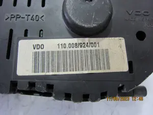 Foto de CUADRO INSTRUMENTOS SEAT IBIZA (6K1) 1.4 (60 CV / 44 KW) referencia W06K0920850 foto 5