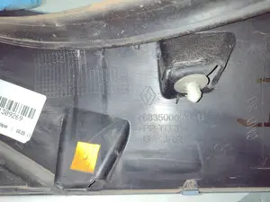 Foto de MOLDURAS DELANTERAS RENAULT SCENIC III (JZ) 1.5 dCi Diesel (106 CV / 78 KW) referencia 768350002R foto 3