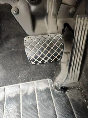 Foto de PEDAL FRENO VOLKSWAGEN GOLF V (1K1)(10.2003) 1.4 16V TSI (170 CV / 125 KW)