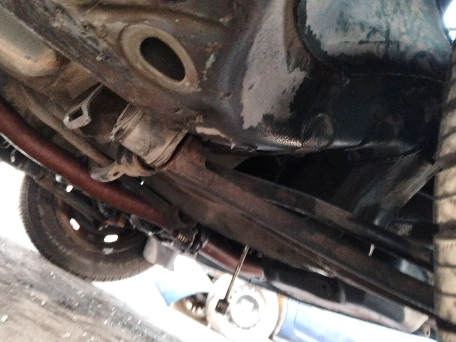 Foto de EJE DELANTERO / CUNA MOTOR PEUGEOT 106 (S2) 1.1 (60 CV / 44 KW)