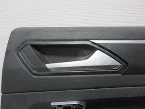 Foto de MANETA INTERIOR TRASERA DERECHA VOLKSWAGEN TIGUAN (AD1) 2.0 TDI DPF (239 CV / 176 KW) referencia 5N0839114
