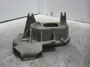Foto de NO IDENTIFICADO RENAULT CLIO III 1.5 dCi Diesel (68 CV / 50 KW) referencia 11254AX600 foto 2