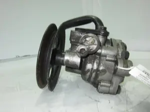 Foto de BOMBA DIRECCION HYUNDAI ACCENT (X3) referencia 571101C500 foto 4