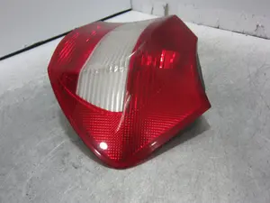Foto de PILOTO TRASERO DERECHO BMW SERIE 1 BERLINA (E81/E87) 1.6 16V CAT (116 CV / 85 KW) referencia 692450208 foto 5