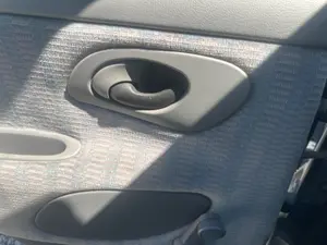 Foto de MANETA INTERIOR TRASERA IZQUIERDA FORD MONDEO FD BERL./TURNIER 1.8 16V CAT (116 CV / 85 KW)