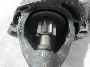 Foto de MOTOR ARRANQUE VOLKSWAGEN PASSAT BERLINA (3B3) referencia 1005821478 foto 6