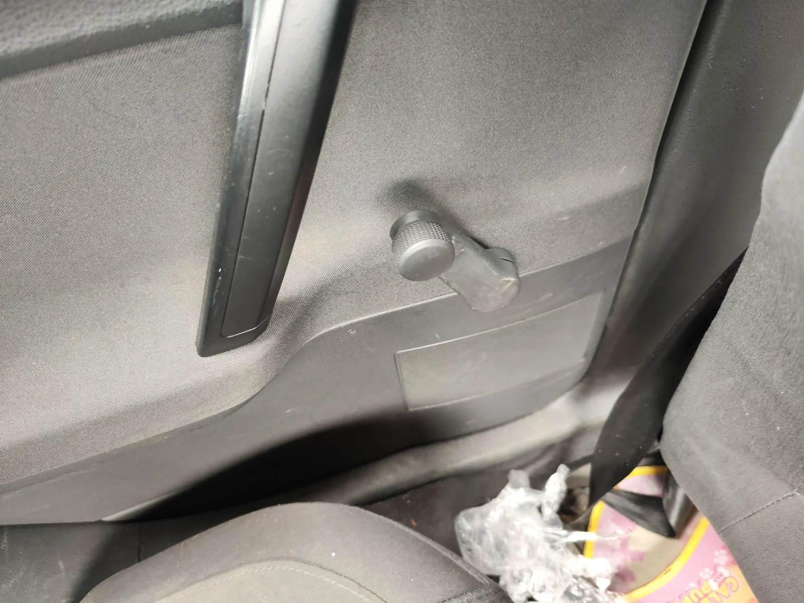 Foto de ELEVALUNAS TRASERO IZQUIERDO VOLKSWAGEN POLO IV (9N1) 1.4 16V (75 CV / 55 KW) referencia 6Q4839461D