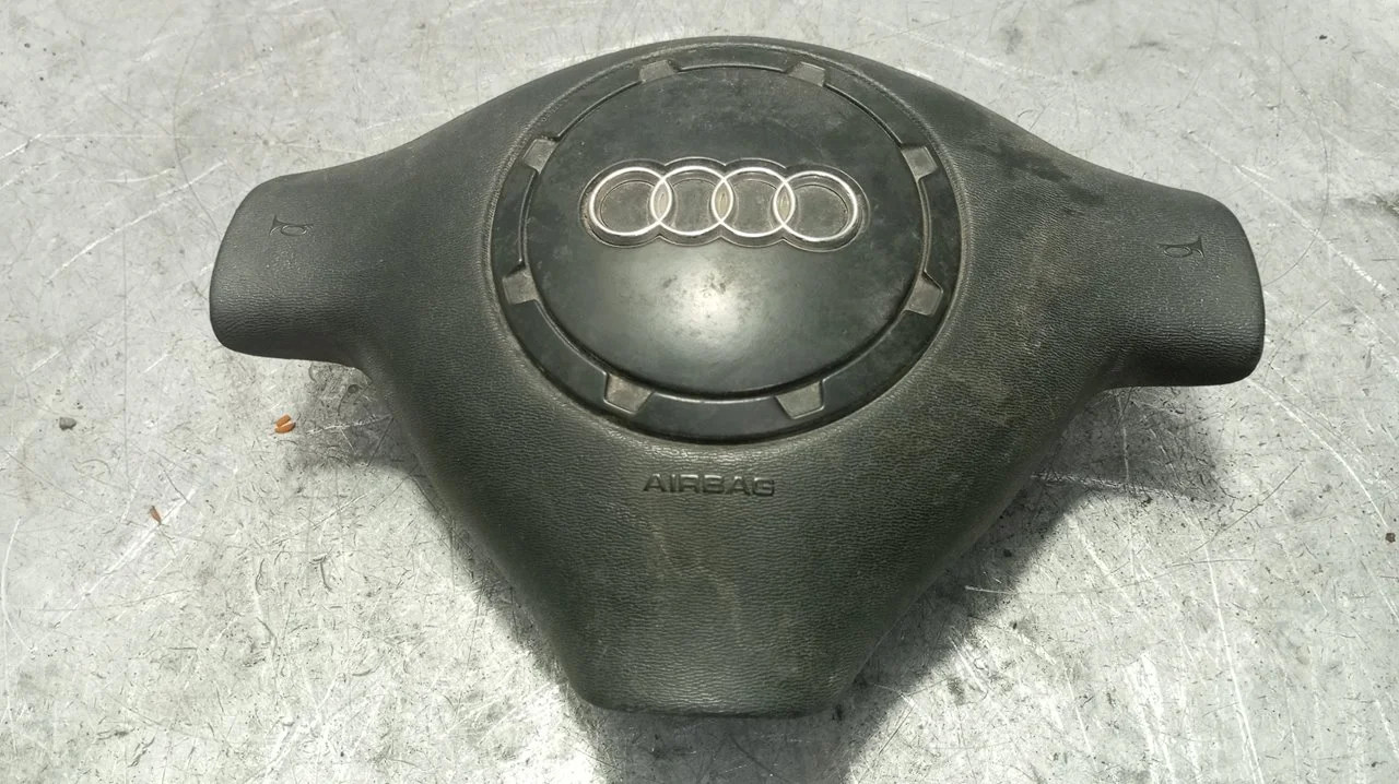 Foto de AIRBAG DELANTERO IZQUIERDO AUDI A3 (8L) 1.8 20V (125 CV / 92 KW) referencia 8L0880201J