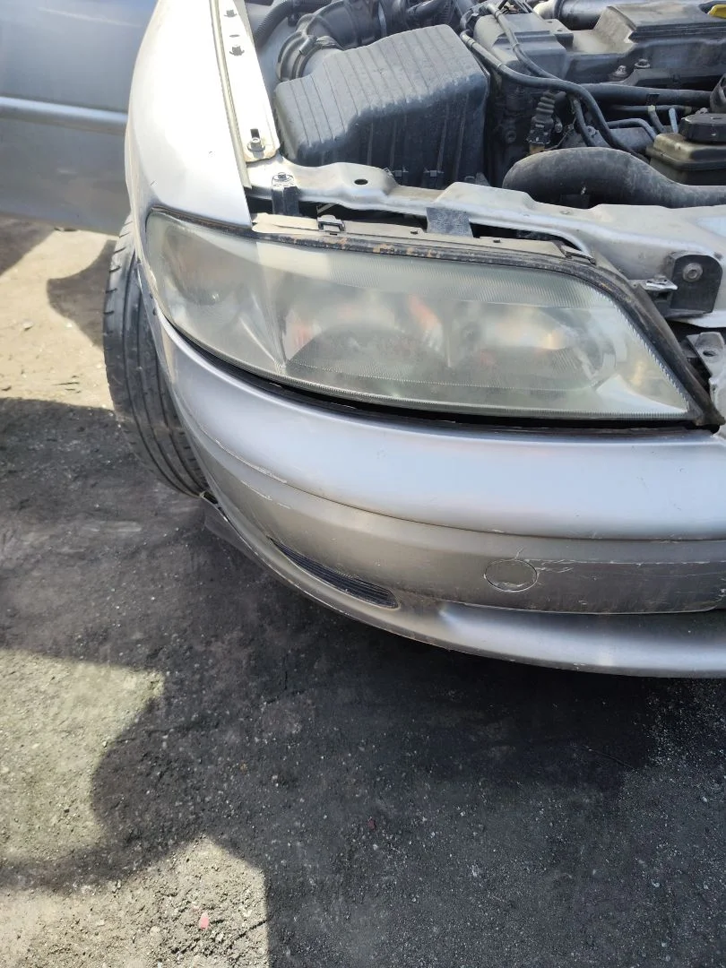 Foto de FARO DERECHO OPEL VECTRA B BERLINA 2.0 DTI (101 CV / 74 KW) referencia 9193244