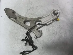 Foto de BRAZO SUSPENSION INFERIOR DELANTERO IZQUIERDO PEUGEOT 508 Híbrido 265 kW (1.6 Ltr. - 147 kW) (360 CV / 265 KW) referencia 9846329780 foto 2