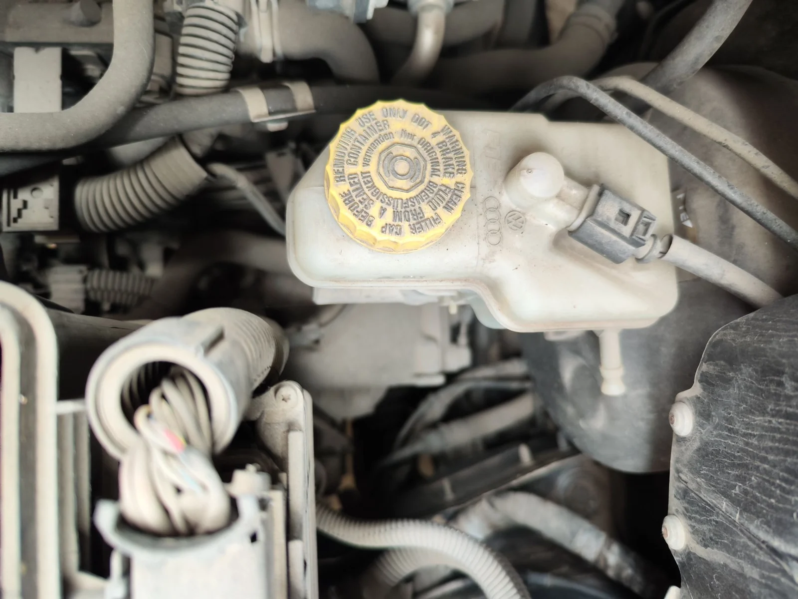 Foto de BOMBA FRENO VOLKSWAGEN POLO IV (9N1) 1.4 16V (75 CV / 55 KW)