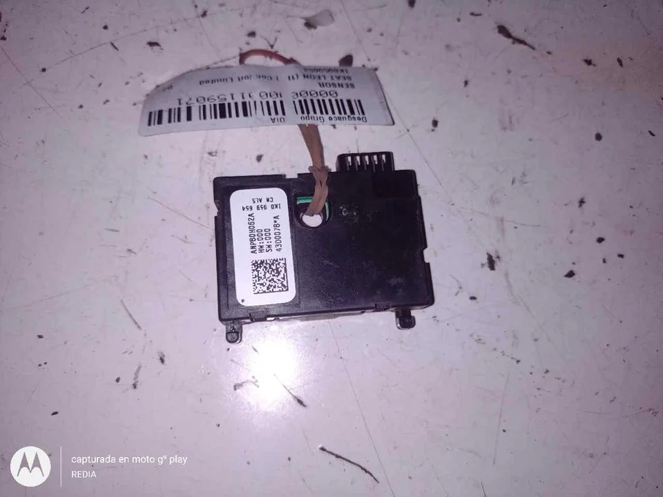 Foto de SENSOR SEAT LEON (1P1) 1.9 TDI (105 CV / 77 KW) referencia 1K0959654