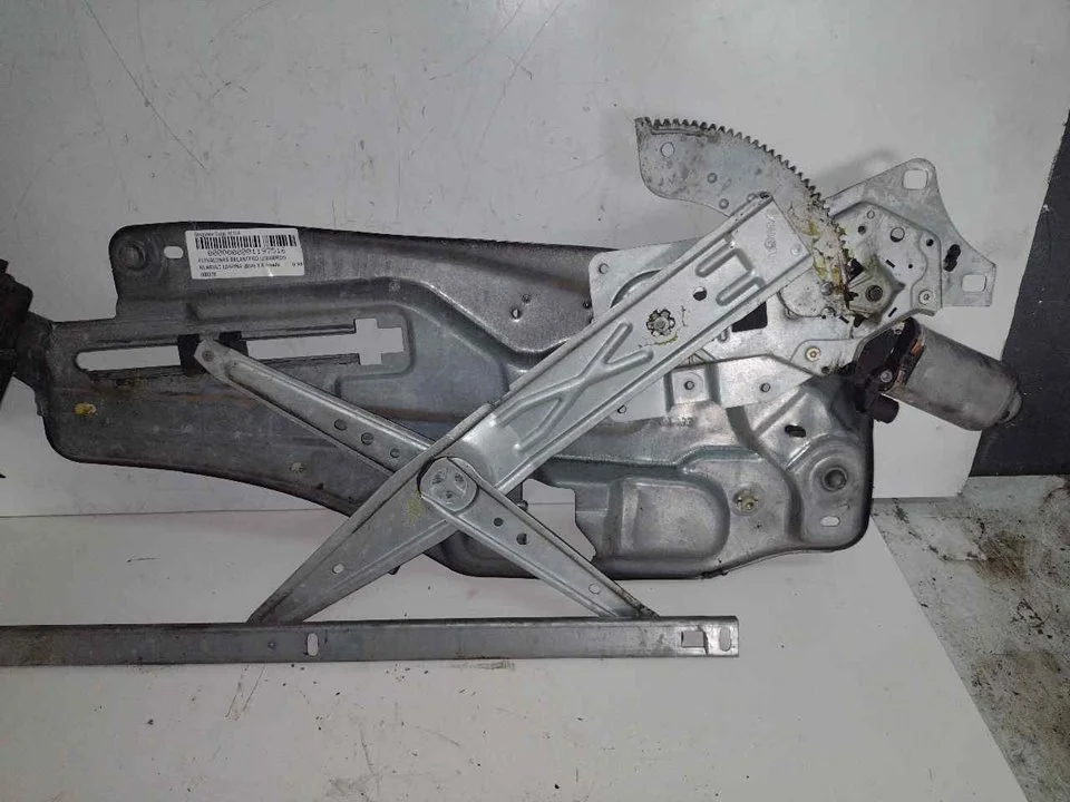 Foto de ELEVALUNAS DELANTERO IZQUIERDO RENAULT LAGUNA (B56) 1.8 (90 CV / 66 KW) referencia 400370
