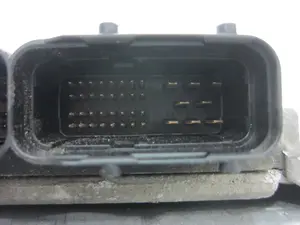 Foto de CENTRALITA MOTOR UCE ALFA ROMEO 147 (190) 1.9 JTD CAT (101 CV / 74 KW) referencia 55198491 foto 2
