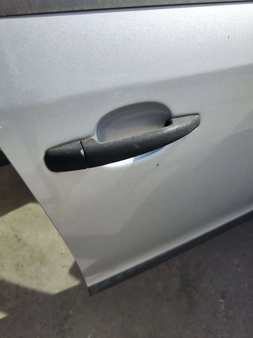 Foto de MANETA EXTERIOR DELANTERA DERECHA CITROEN C4 BERLINA 1.6 16V HDi (90 CV / 66 KW)