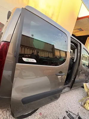 Foto de BOMBA DIRECCION CITROEN BERLINGO 1.9 Diesel (69 CV / 51 KW) referencia 9644878380 foto 3