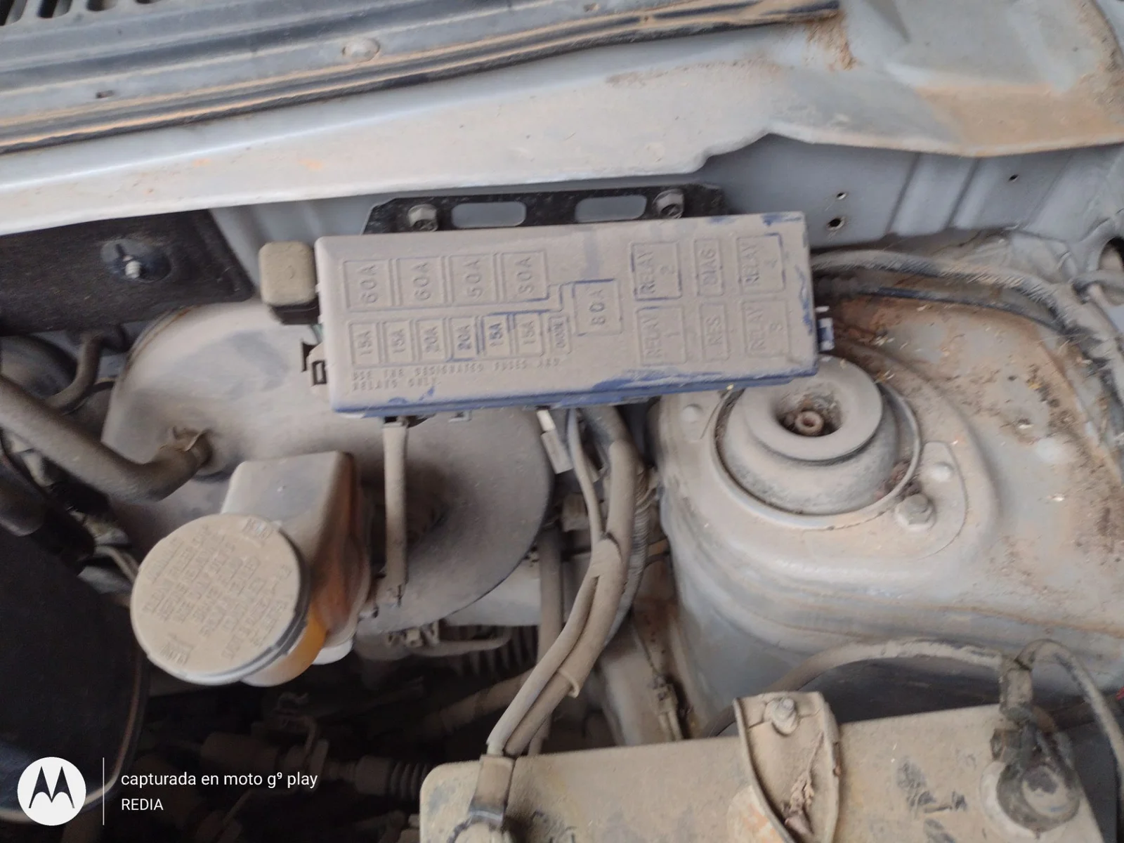 Foto de CAJA RELES / FUSIBLES SUZUKI IGNIS (RG/FH) 1.3 CAT (83 CV / 61 KW)