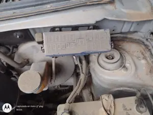 Foto de CAJA RELES / FUSIBLES SUZUKI IGNIS (RG/FH) 1.3 CAT (83 CV / 61 KW)