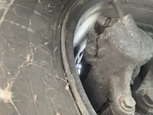 Foto de PINZA DE FRENO TRASERA DERECHA VOLKSWAGEN CRAFTER FURGÓN (2E) 2.5 TDI DPF (109 CV / 80 KW)