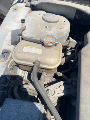 Foto de DEPOSITO EXPANSION HYUNDAI I30 (FD) 1.4 CAT (109 CV / 80 KW)