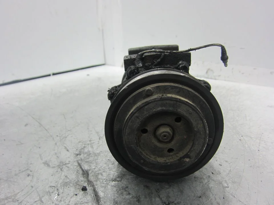 Foto de COMPRESOR AIRE ACONDICIONADO RENAULT LAGUNA (B56) referencia 77008619716
