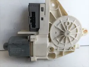 Foto de MOTOR ELEVALUNAS DELANTERO IZQUIERDO PEUGEOT 407 SW referencia 0130822200