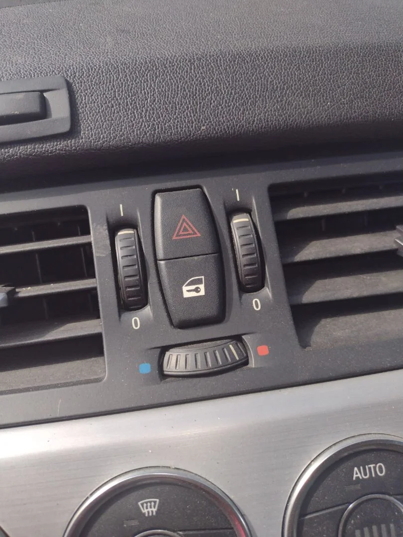 Foto de WARNING BMW SERIE Z4 ROADSTER (E89) 2.5 24V CAT (204 CV / 150 KW)