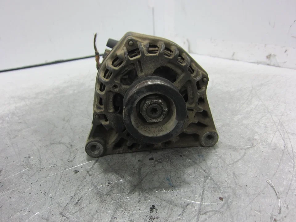 Foto de ALTERNADOR CITROEN XSARA PICASSO referencia 2542483A
