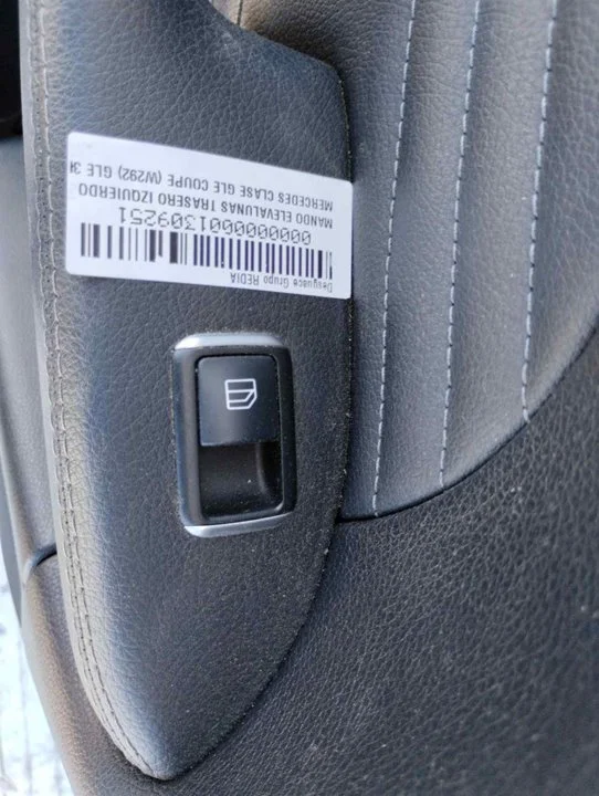 Foto de MANDO ELEVALUNAS TRASERO IZQUIERDO MERCEDES-BENZ CLASE GLE (BM 292) COUPE 3.0 CDI CAT (258 CV / 190 KW)