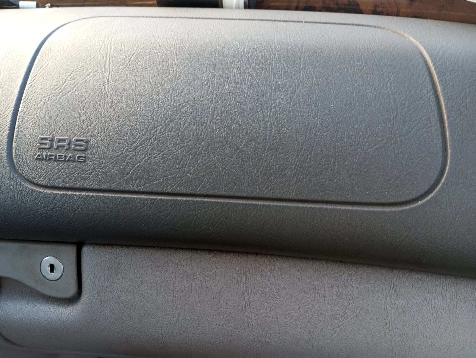 Foto de AIRBAG DELANTERO DERECHO MERCEDES-BENZ CLK (BM 208) COUPE 2.0 Compresor CAT (163 CV / 120 KW)
