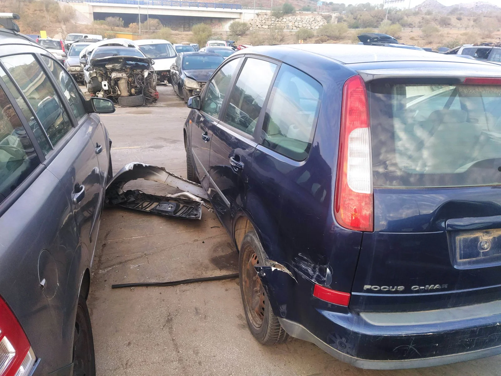 Foto de LLANTA FORD FOCUS C-MAX (CAP)(2003) 1.8 TDCi Turbodiesel CAT (116 CV / 85 KW) referencia 1255151