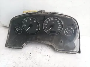 Foto de CUADRO INSTRUMENTOS OPEL ZAFIRA A referencia 24461768JU