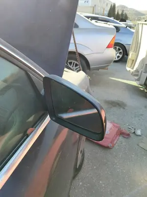 Foto de RETROVISOR IZQUIERDO AUDI A4 BERLINA (8E) 1.9 TDI (131 CV / 96 KW)