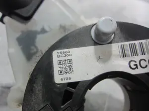 Foto de MANDO MULTIFUNCION NISSAN MICRA (K12E) 1.2 CAT (65 CV / 48 KW) referencia 25560 foto 8