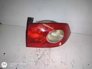 Foto de PILOTO TRASERO DERECHO RENAULT LAGUNA II (BG0) 1.9 dCi Diesel FAP (131 CV / 96 KW) referencia 8200262668 foto 1